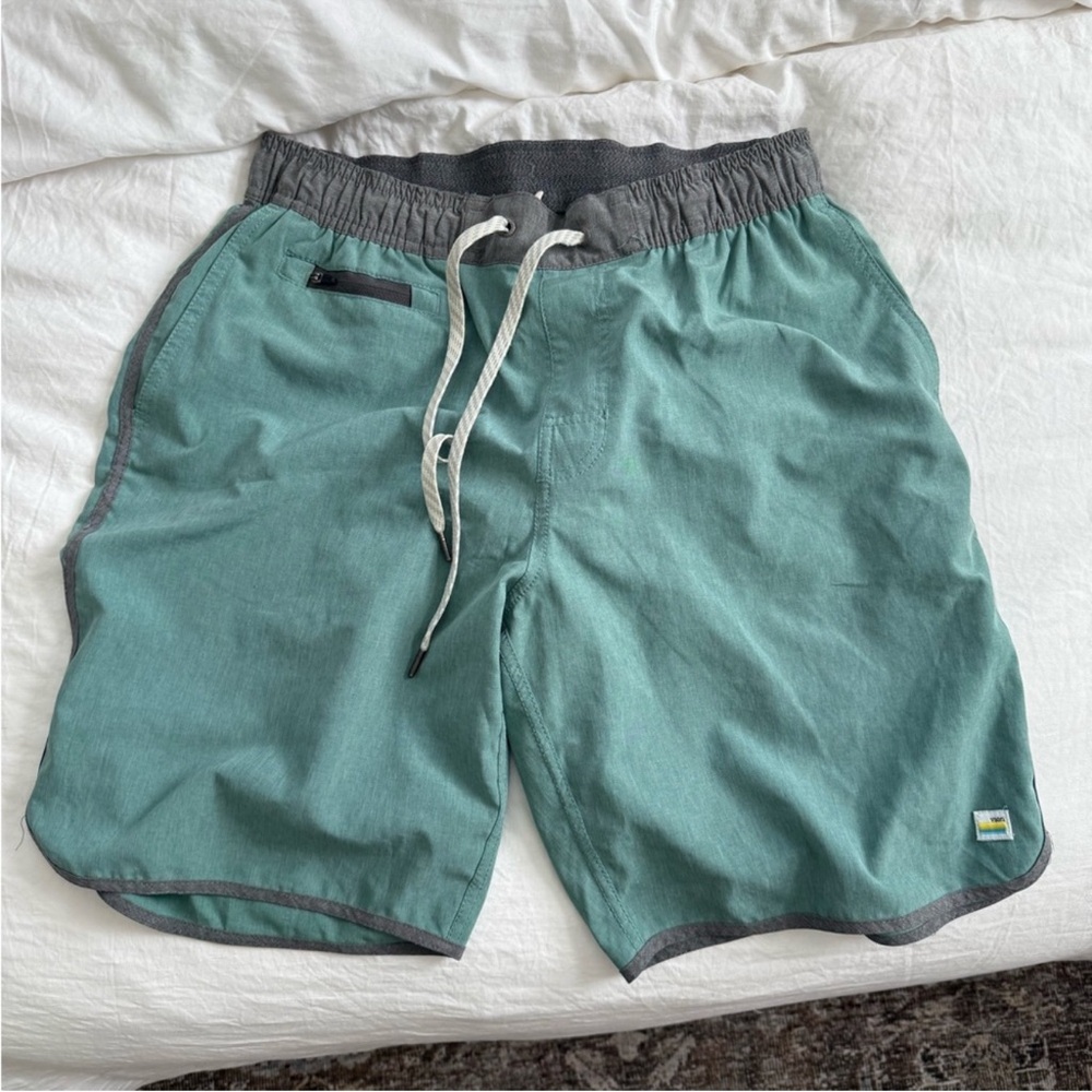 Vuori Teal Athletic Shorts with Gray Trim